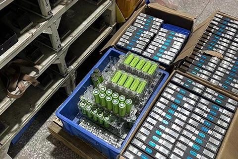 隆化茅荆坝乡专业回收钛酸锂电池✔钴酸锂电池回收价格✔干电池的回收